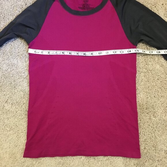 Retro Two Colour Raglan Sleeve Athletic Top - Picture 10 of 13